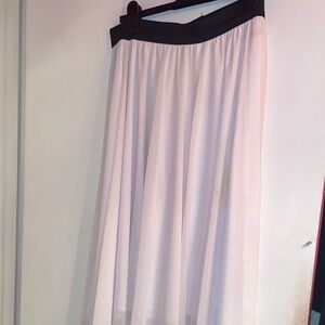 Elegant White Maxi Skirt with Black Waistband